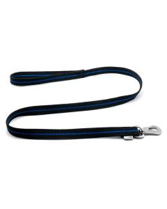 Correa engomada para perro HS Sprenger Blue Line negra con línea azul, ancho 19mm, con asa y mosquetón plateado