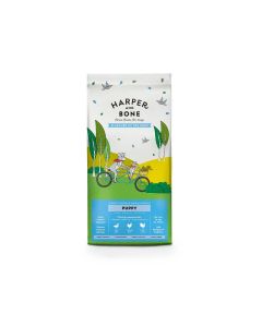 Bolsa de pienso para cachorros Harper & Bone Puppy Flavours of the Farm con una ilustración de dos perros en bicicleta.