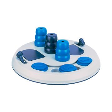 Juego de inteligencia para perros Trixie Flip Board XXL con conos, tapas deslizantes y tapas abatibles en tonos azules y negros sobre fondo blanco.