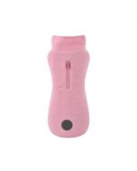 Forro polar liso de color rosa pálido para perro, con cuello alto, cremallera para arnés en la espalda y parche reflectante de seguridad en el bajo.